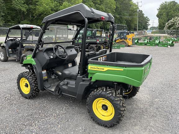 Image of John Deere XUV 560E equipment image 2