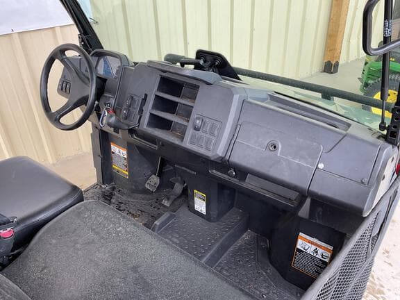Image of John Deere XUV 835M equipment image 4