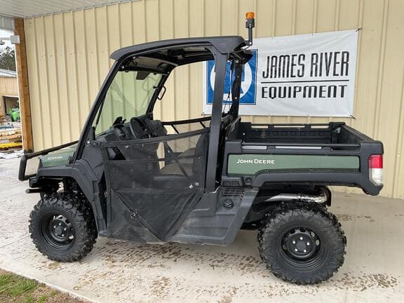 Image of John Deere XUV 835M equipment image 1