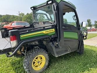 Image of John Deere XUV 835R equipment image 2