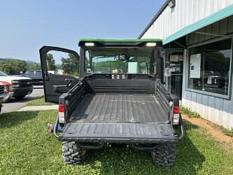 Image of John Deere XUV 835R equipment image 3