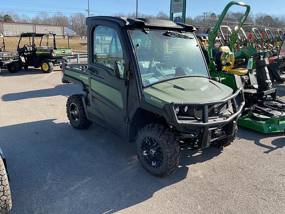Image of John Deere XUV 835R Image 0