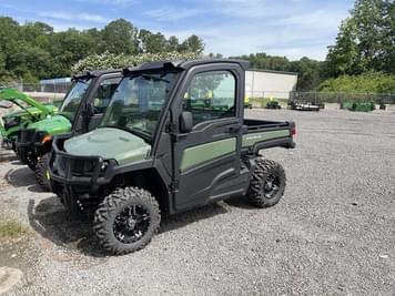 Main image John Deere XUV 835R