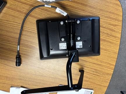 Image of John Deere Gen 5 Extended Monitor equipment image 2