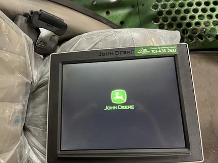 Image of John Deere Gen 4 Extended Monitor equipment image 1