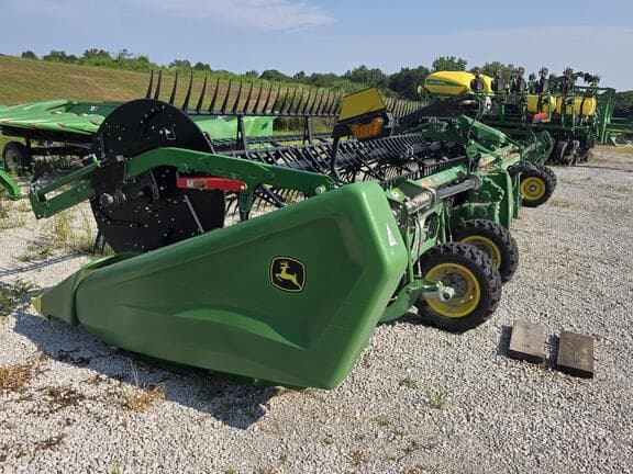 Image of John Deere HD35F equipment image 4