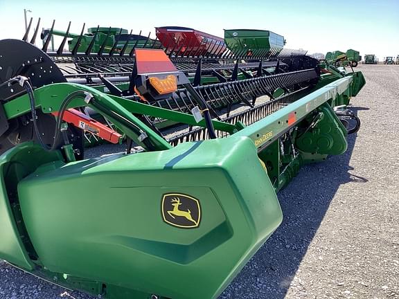 Image of John Deere RD35F equipment image 4