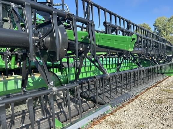 Image of John Deere HD35F equipment image 4