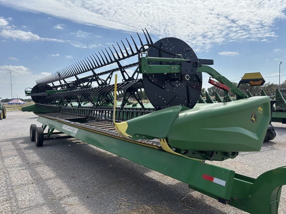 2024 John Deere HD35F Equipment Image0