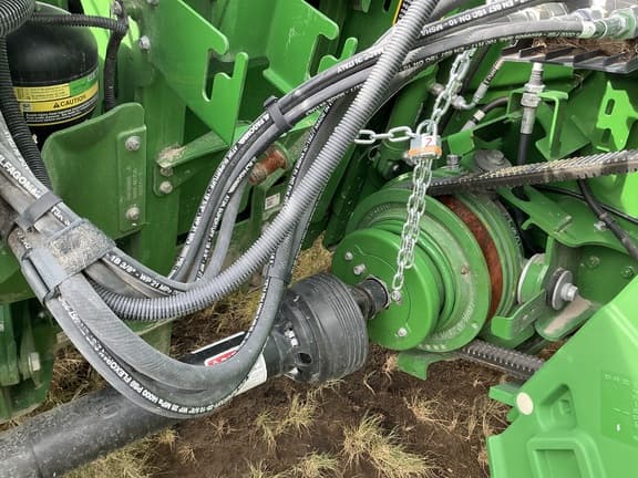 Image of John Deere HD35R equipment image 3