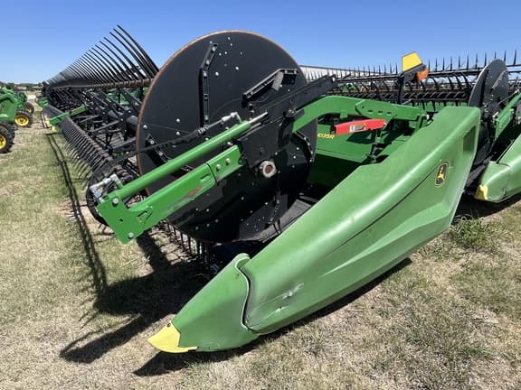 Image of John Deere HD35R equipment image 2