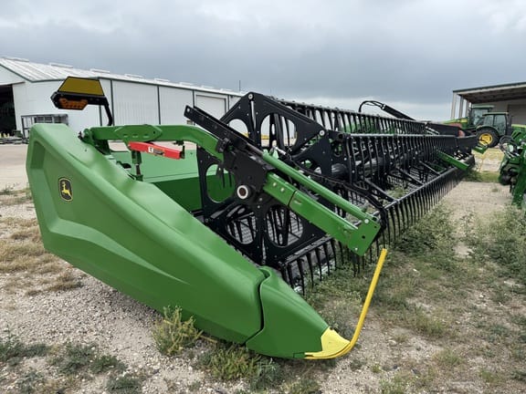 2024 John Deere HD35R Equipment Image0