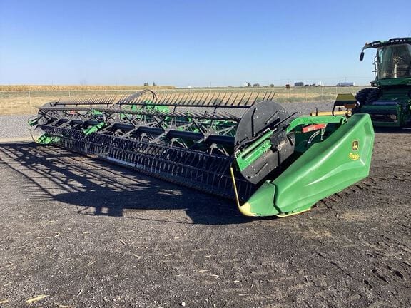2024 John Deere HD35R Equipment Image0