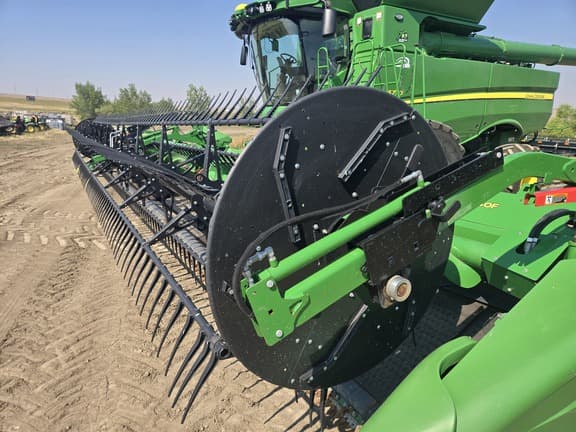Image of John Deere HD40F equipment image 2