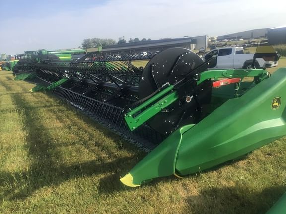 2024 John Deere HD40F Equipment Image0