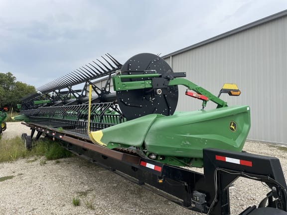 2024 John Deere HD40F Equipment Image0