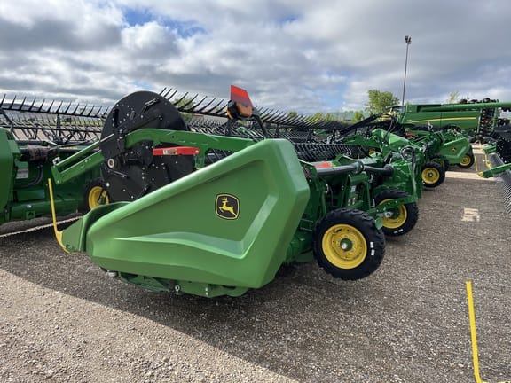 2024 John Deere HD40F Equipment Image0