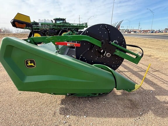 2024 John Deere HD40F Equipment Image0