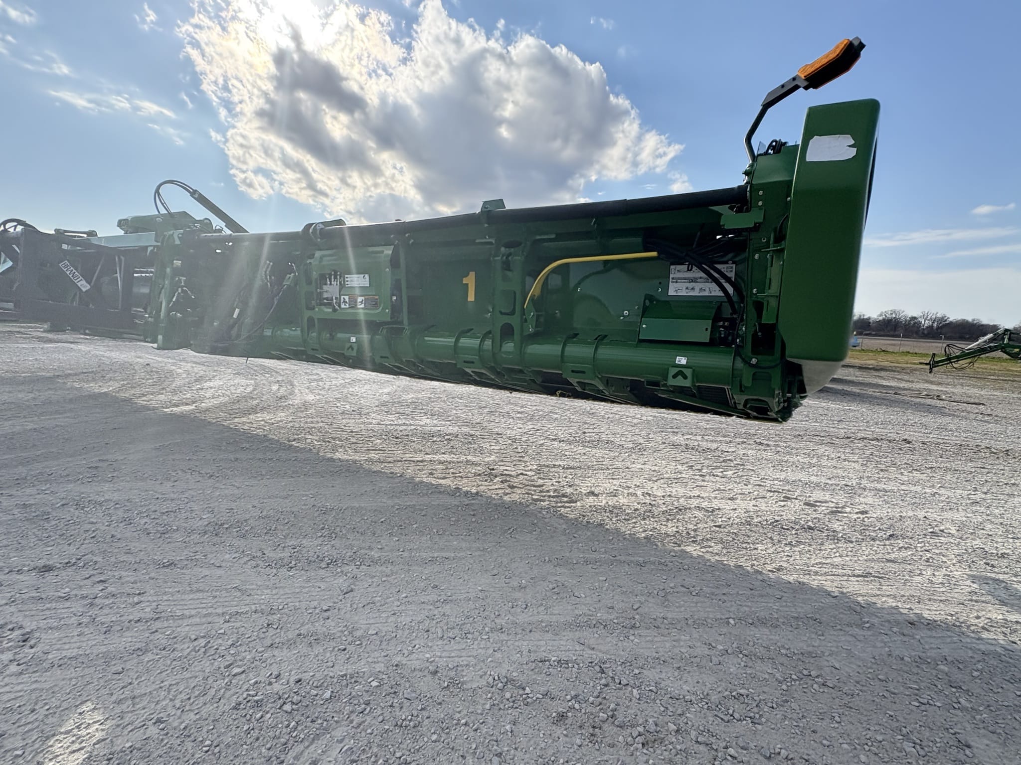 2024 John Deere HD40F Equipment Image0