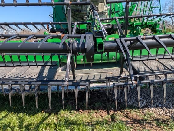 Image of John Deere HD45F equipment image 4