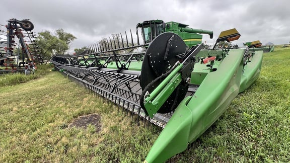2024 John Deere HD45F Equipment Image0