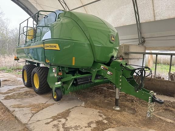 Image of John Deere L331 equipment image 2
