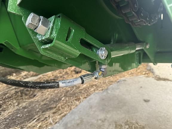 Image of John Deere L331 equipment image 4