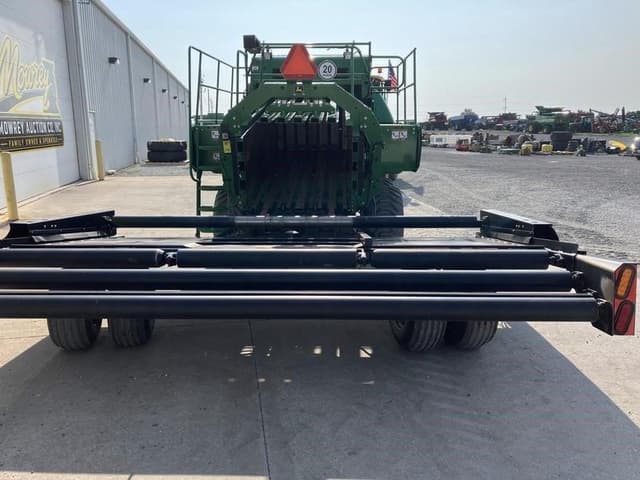 Image of John Deere L341 equipment image 3
