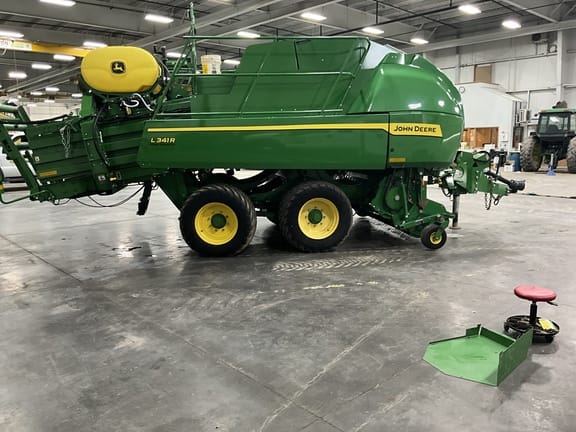 2024 John Deere L341R Equipment Image0