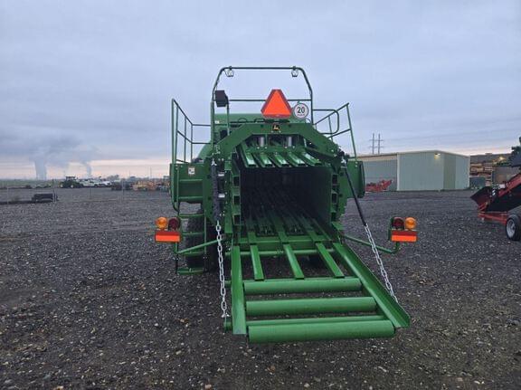 Image of John Deere L341R equipment image 3