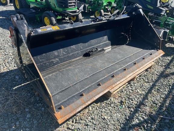 Image of John Deere MP84B equipment image 1