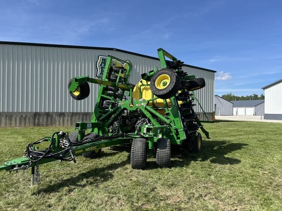 Image of John Deere N530C equipment image 1