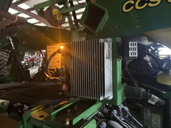 Image of John Deere N540C equipment image 2