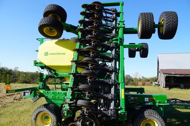 Image of John Deere N540C equipment image 3
