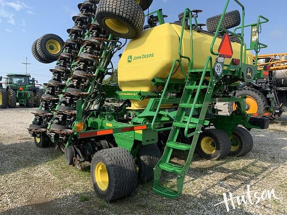 Image of John Deere N540C equipment image 3
