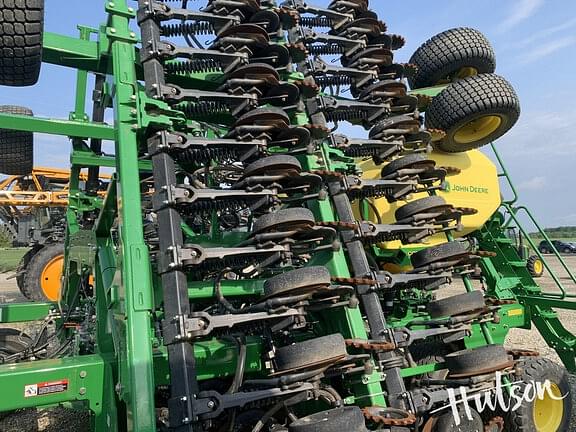 Image of John Deere N540C equipment image 2