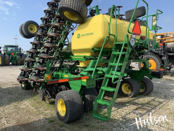 Image of John Deere N540C equipment image 3