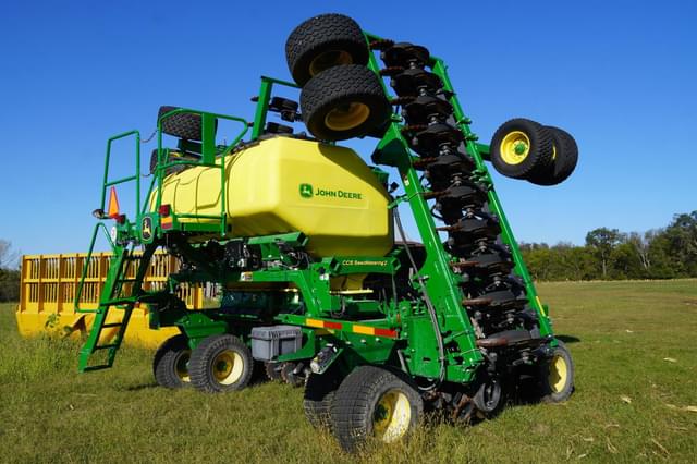 Image of John Deere N540C equipment image 4