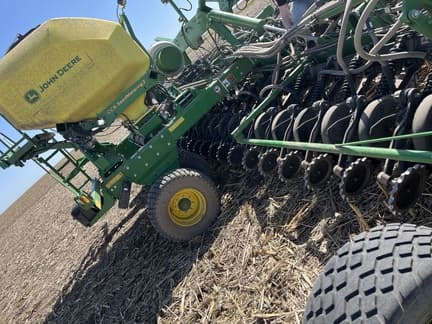 Image of John Deere N540C equipment image 2