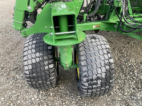 Image of John Deere N540C equipment image 4