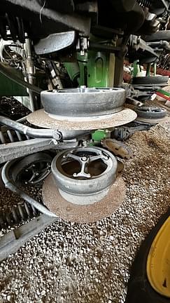 Image of John Deere N542C equipment image 4