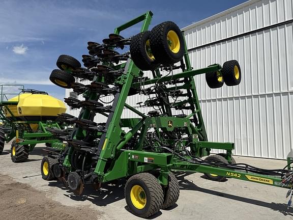 Image of John Deere N542C equipment image 4