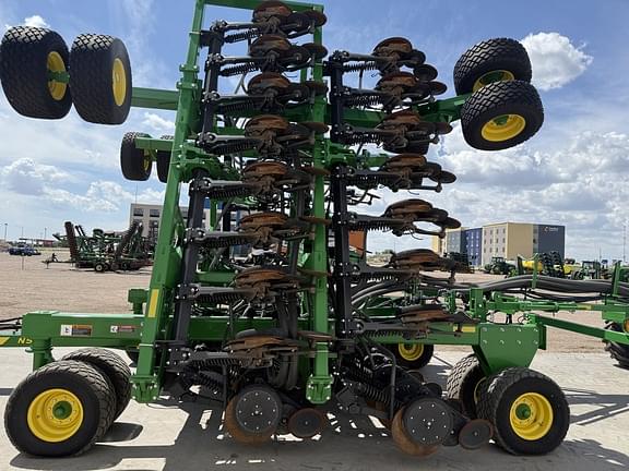 Image of John Deere N542C equipment image 2