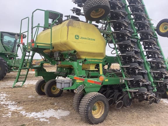 Image of John Deere N542C equipment image 1