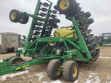 Main image John Deere N542C