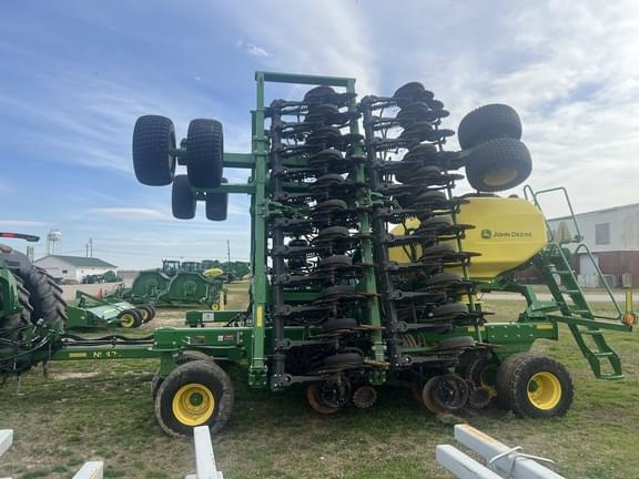 Image of John Deere N542C equipment image 3