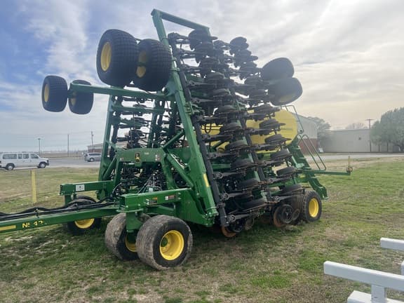 Image of John Deere N542C equipment image 2