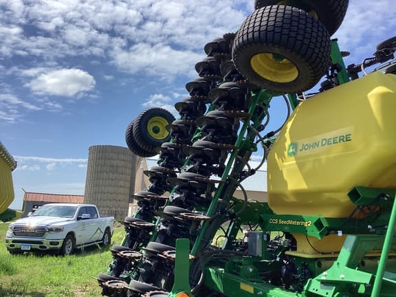 Image of John Deere N542C equipment image 1