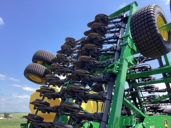 Image of John Deere N542C equipment image 2