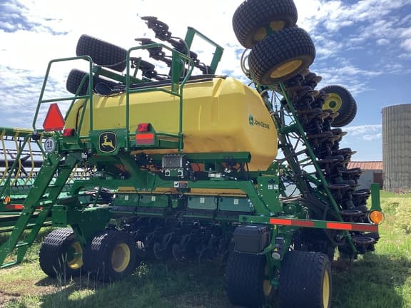 Image of John Deere N542C equipment image 3